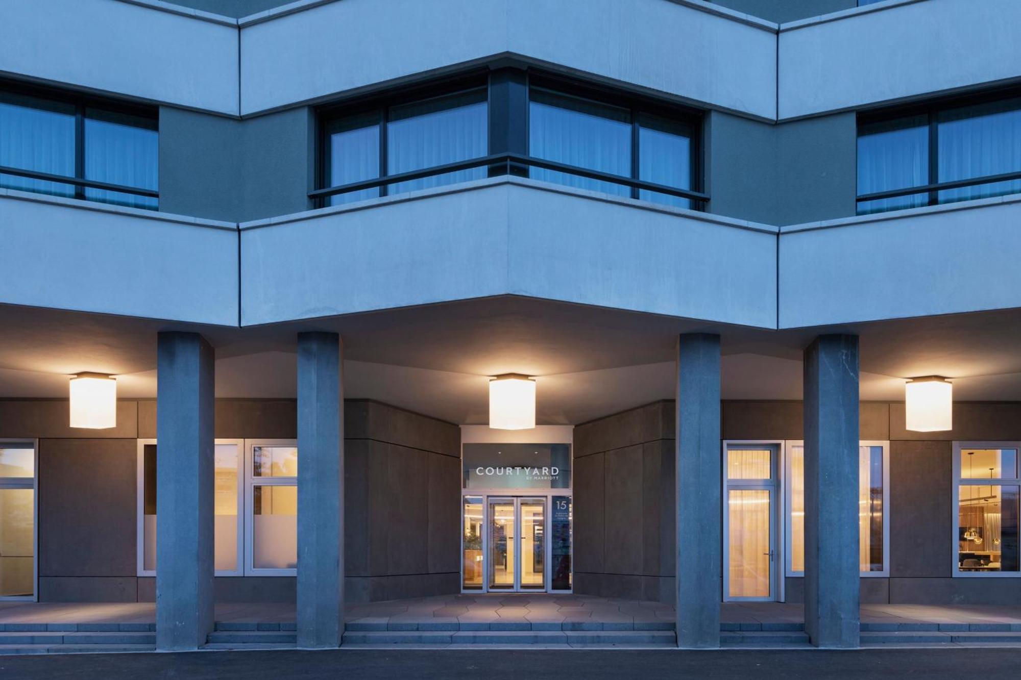 Courtyard By Marriott Biel Bienne Hotel Eksteriør billede