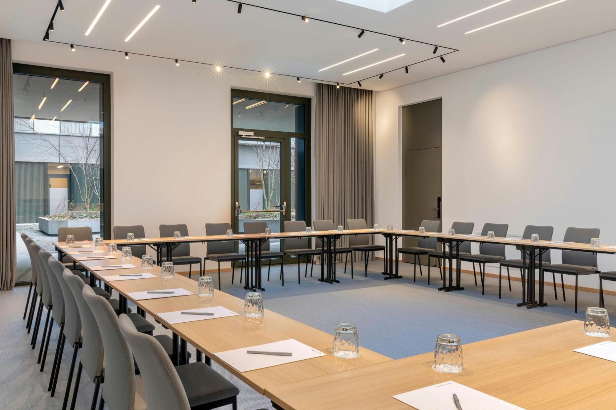 Courtyard By Marriott Biel Bienne Hotel Eksteriør billede