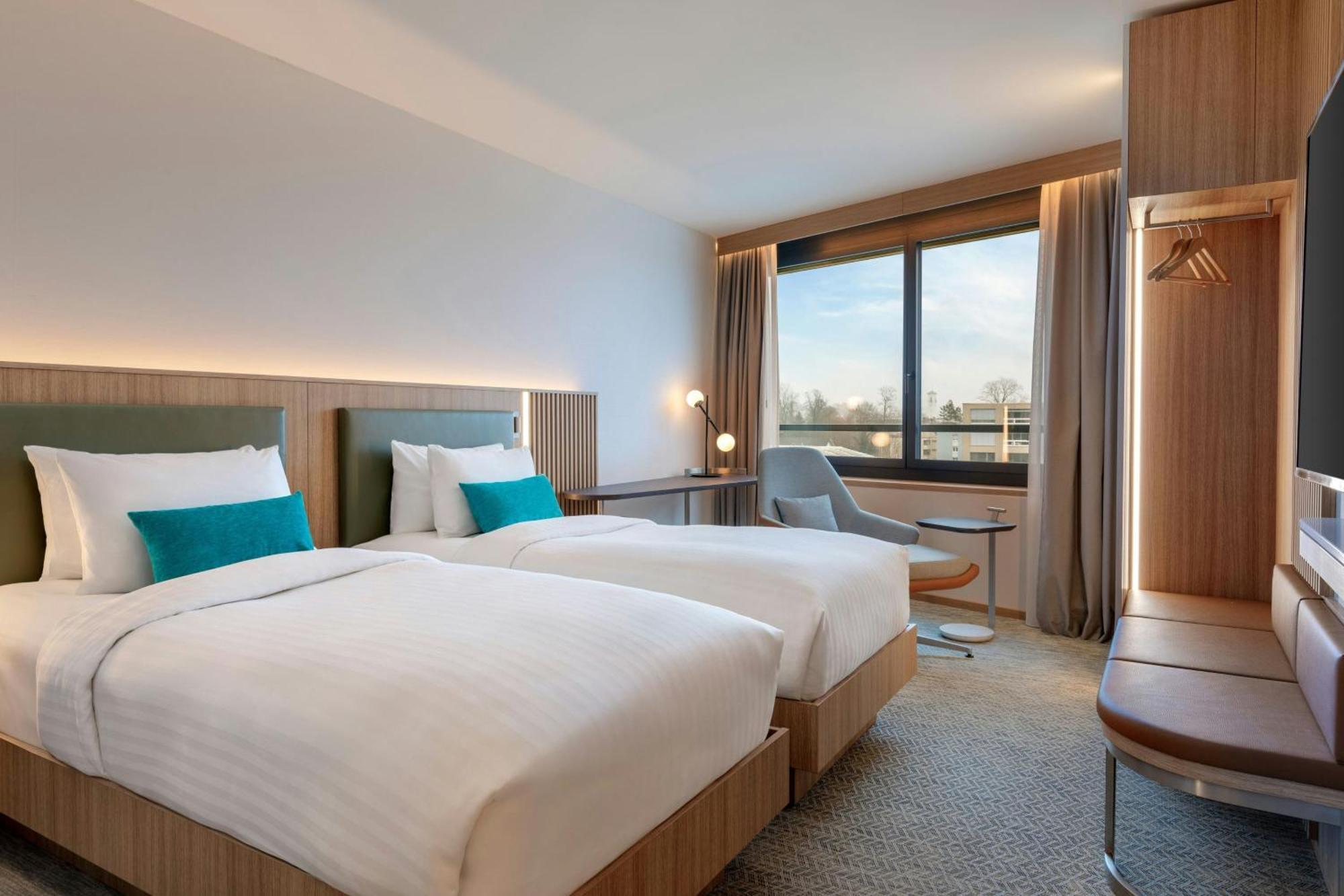 Courtyard By Marriott Biel Bienne Hotel Eksteriør billede
